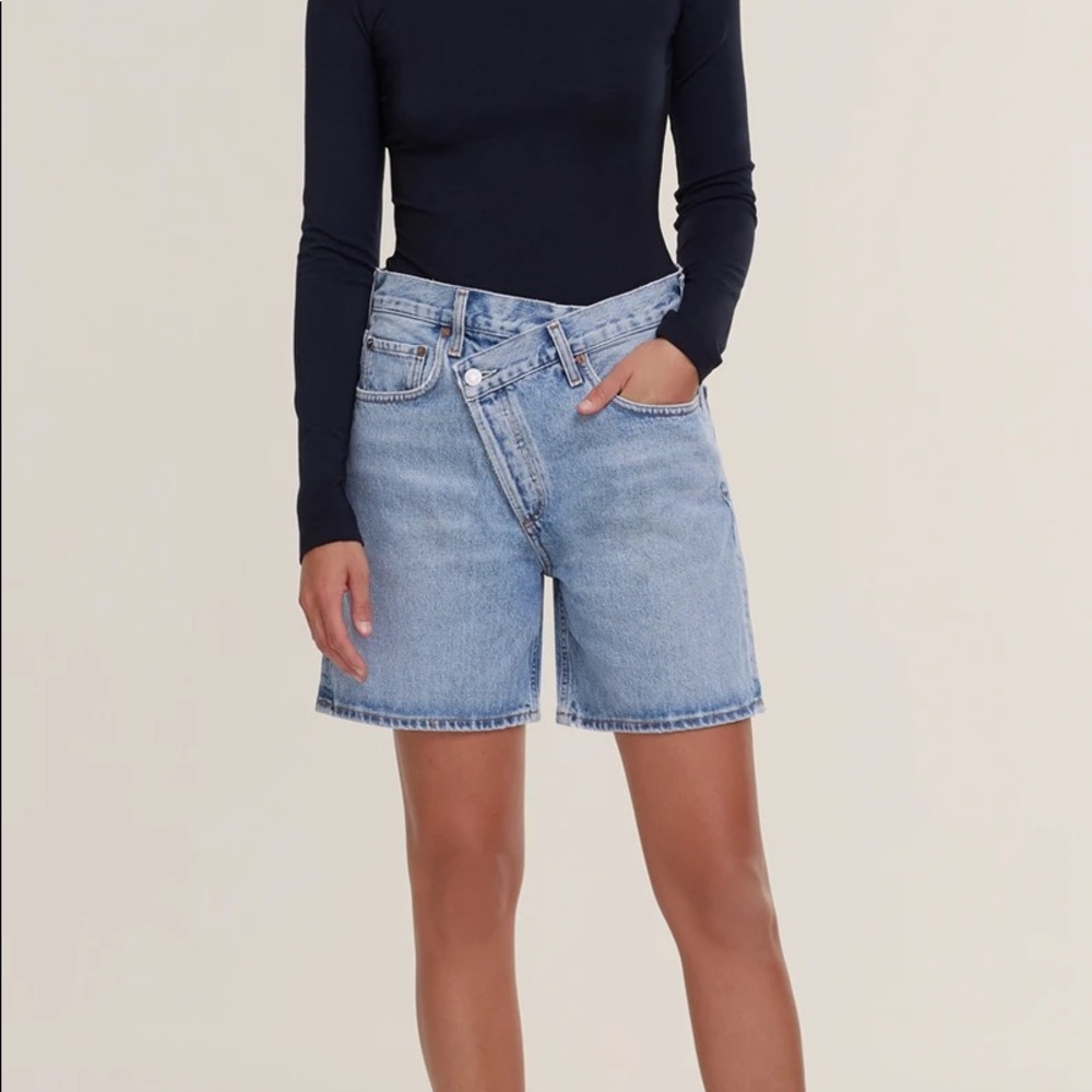 Criss Cross Agolde Shorts